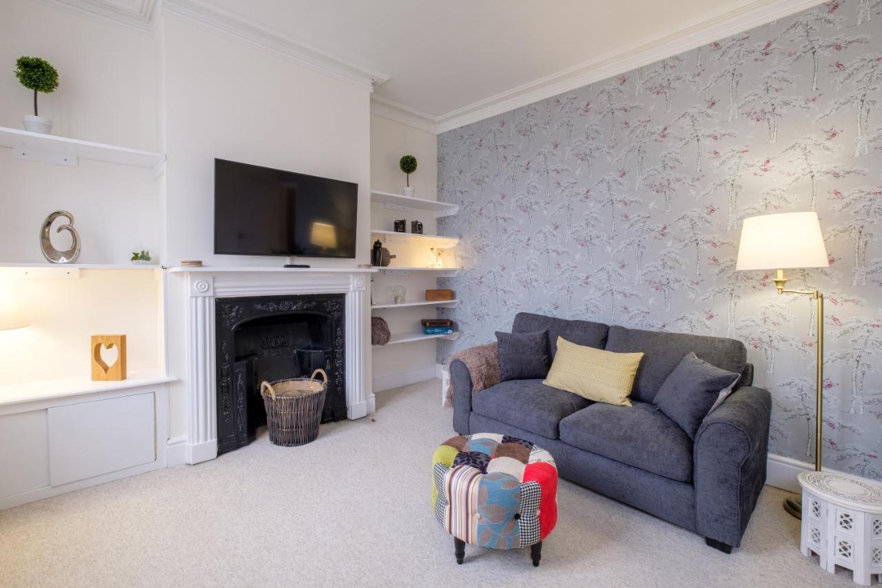 Luxury Living, Stylish Modern Apartment In The Heart Of Ryde Ryde  Exterior photo